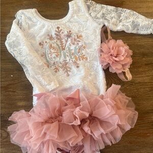 Baby Girl’s 1 year birthday outfit